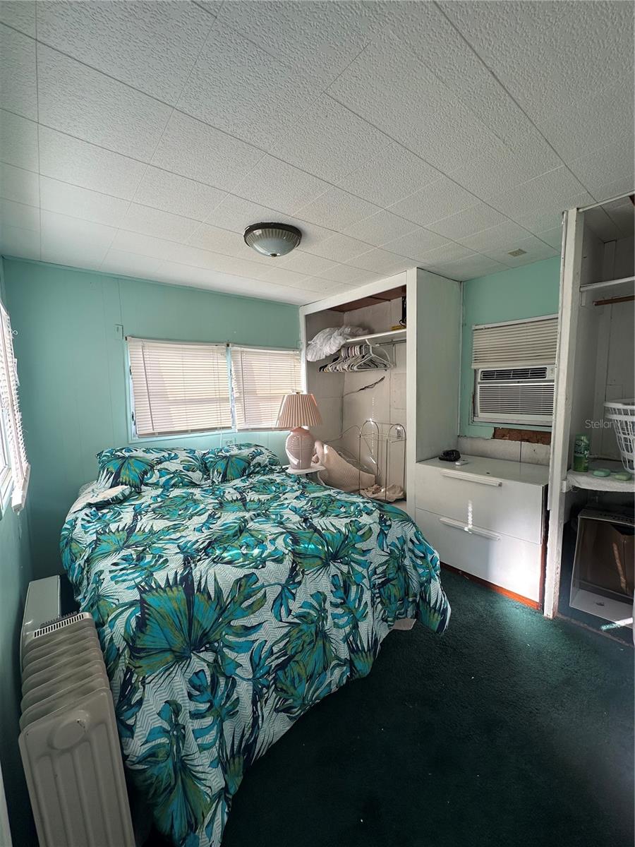 558 SINCLAIR CIRCLE, Tavares, FL 32778