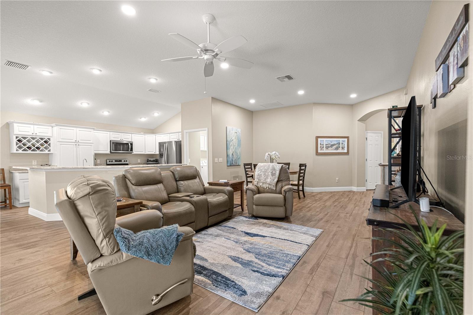 3562 YATES AVENUE, The Villages, FL 32163