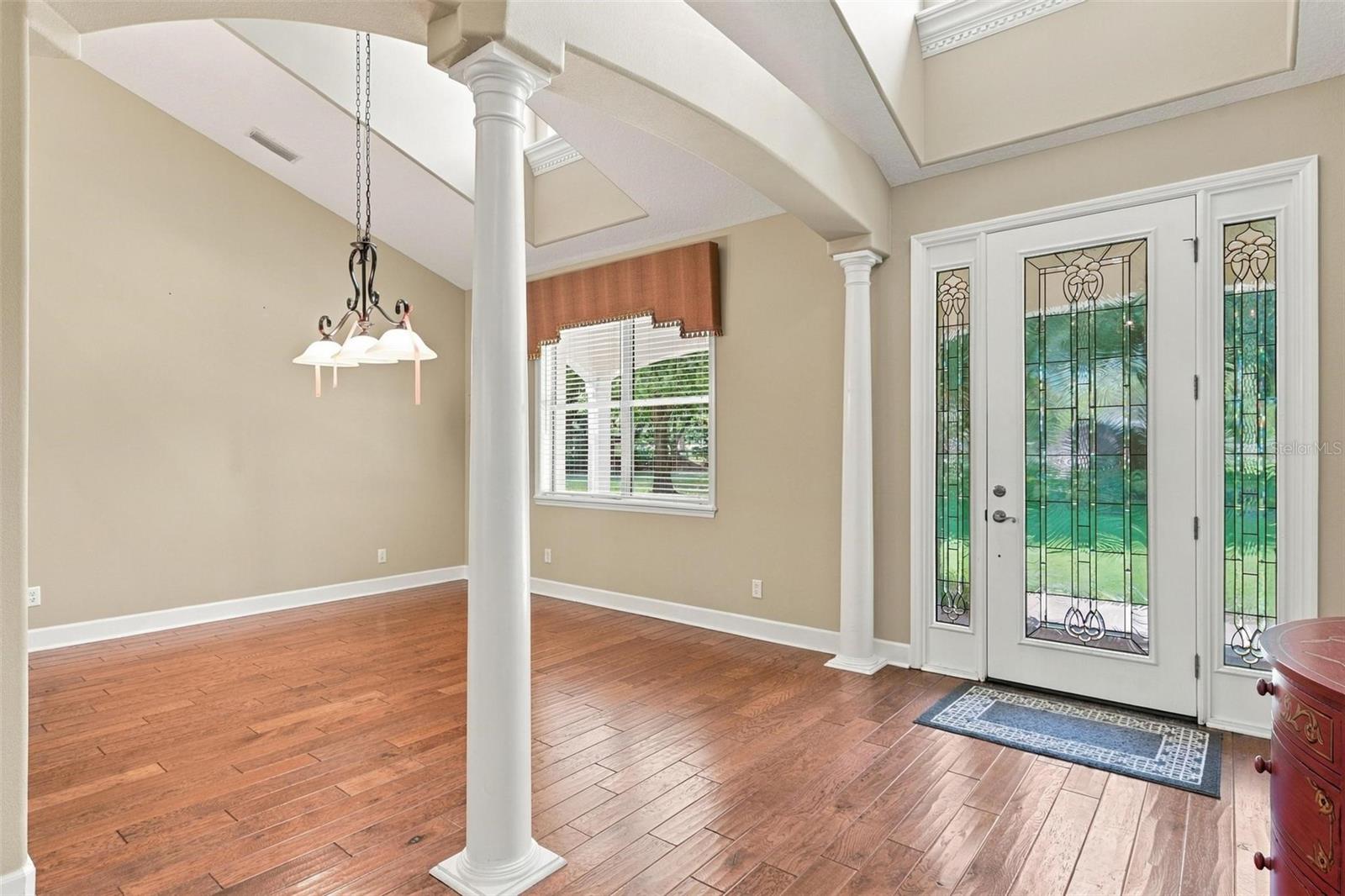 FOYER
