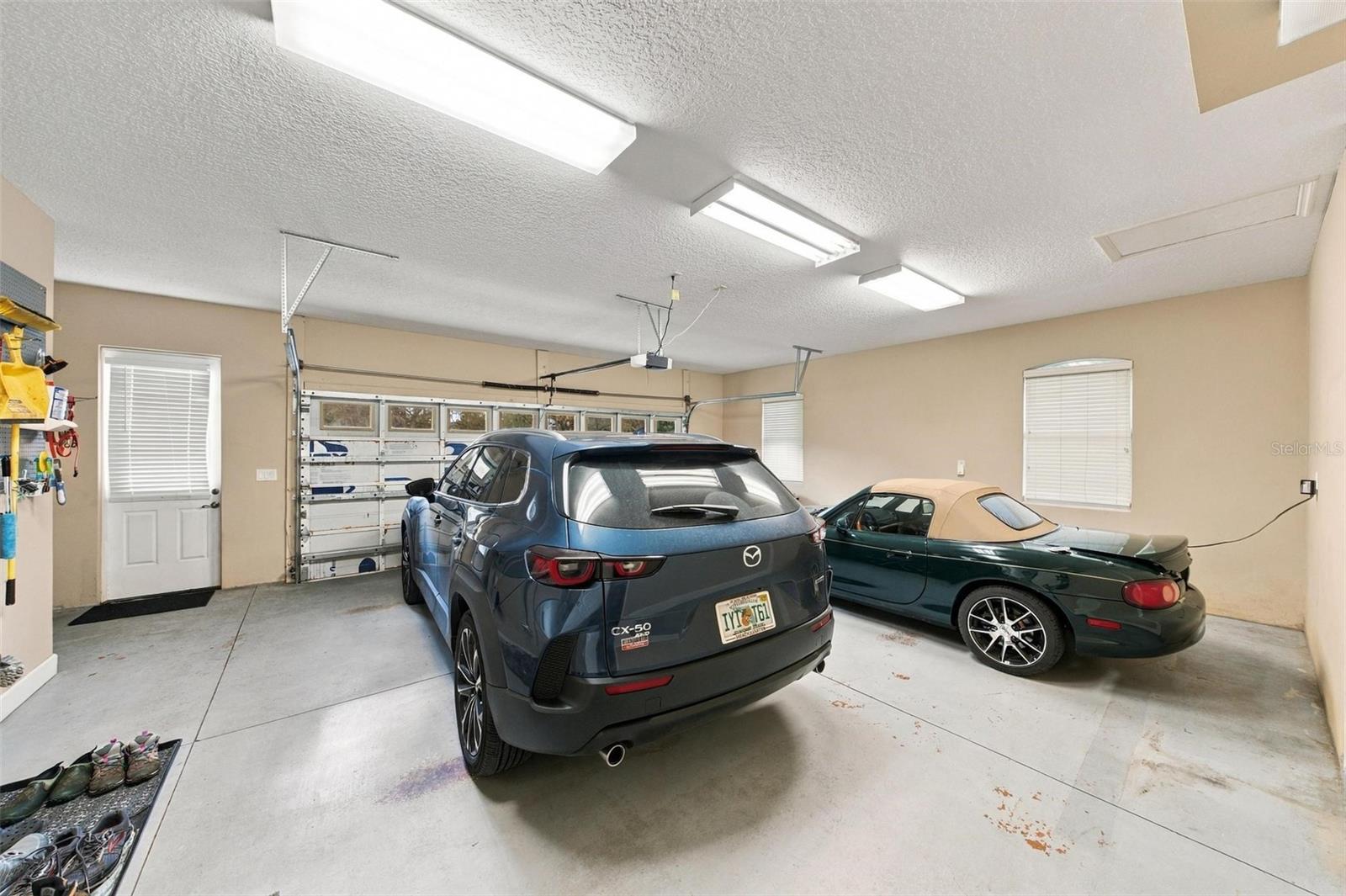 DOUBLE CAR GARAGE