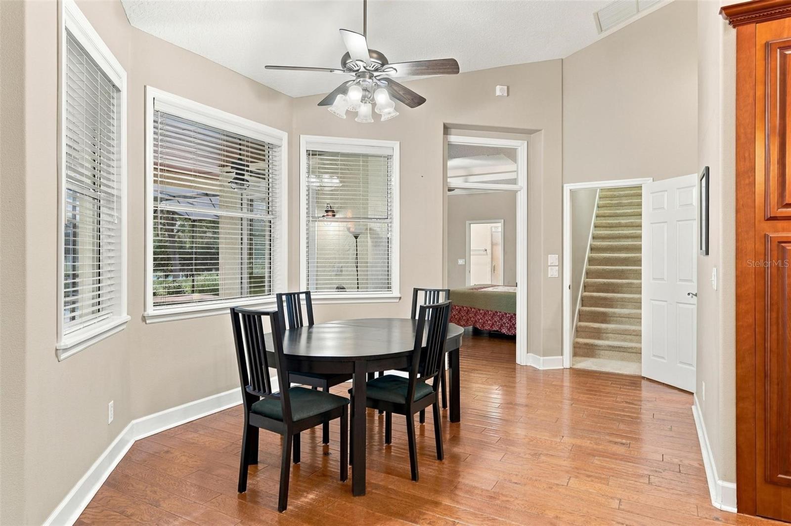 SPACIOUS BREAKFAST NOOK