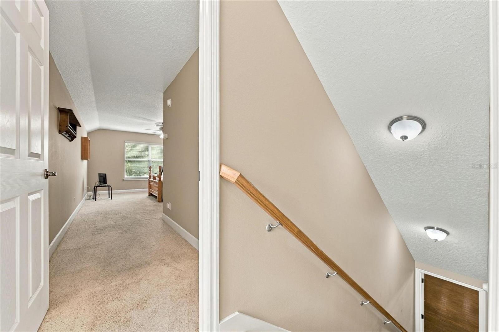 UPSTAIRS PRIMARY SUITE