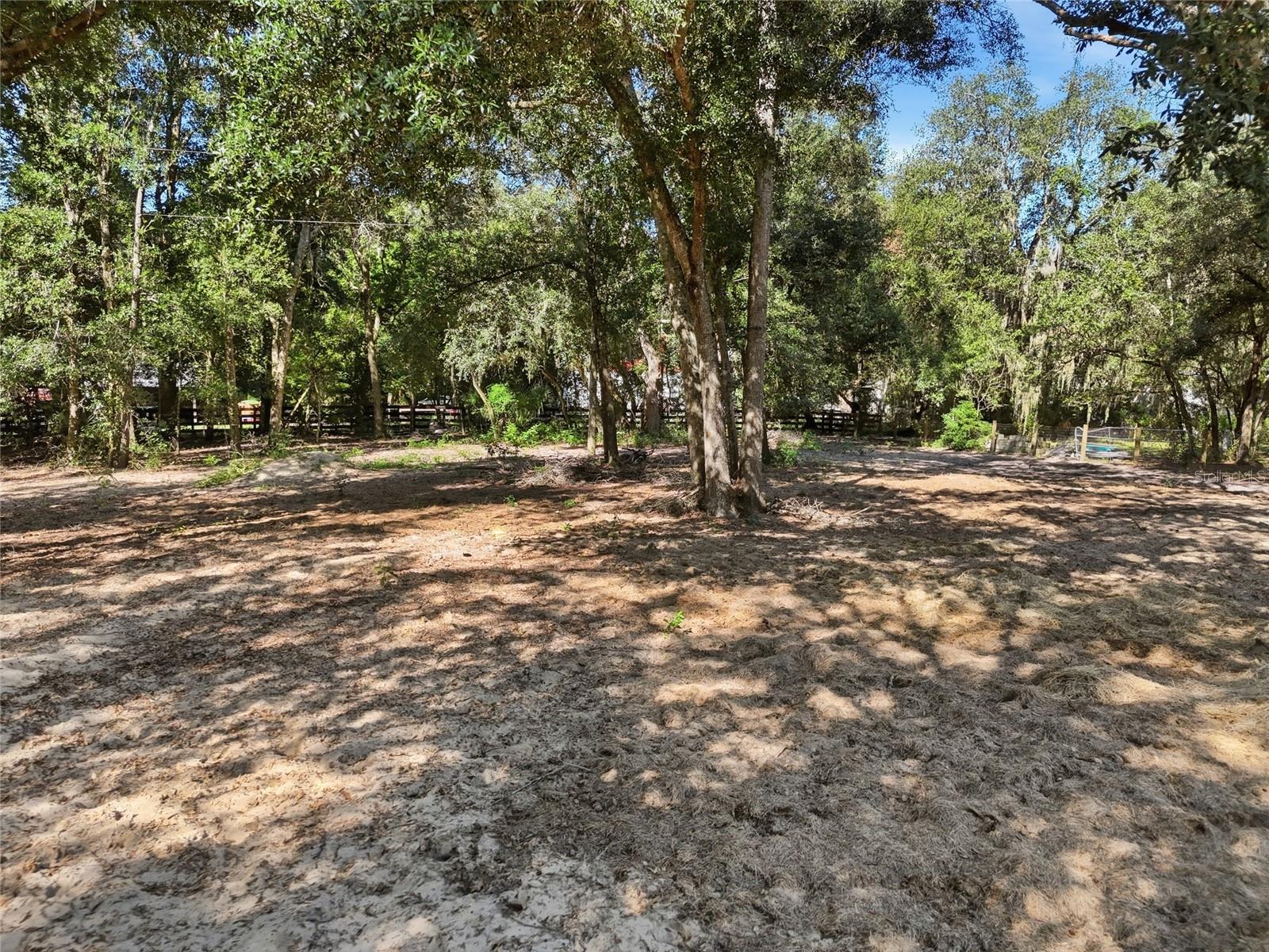 2138 LAKE ELLA ROAD, Fruitland Park, FL 34731