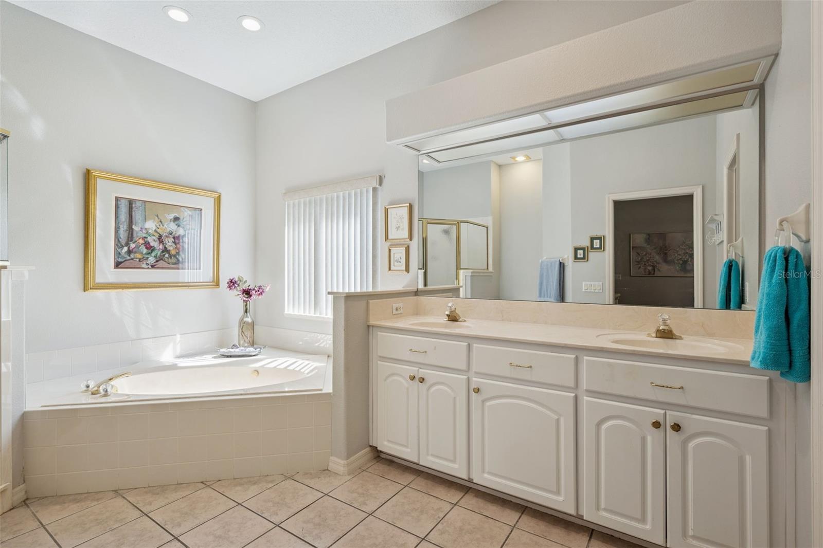 Double vanity