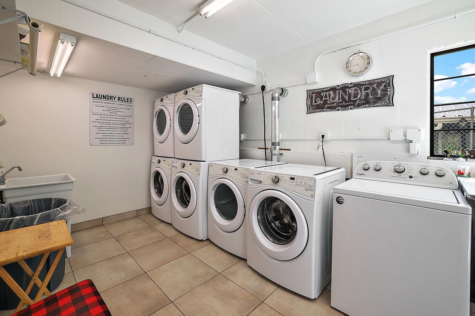 101 N GRANDVIEW STREET, #111, Mount Dora, FL 32757