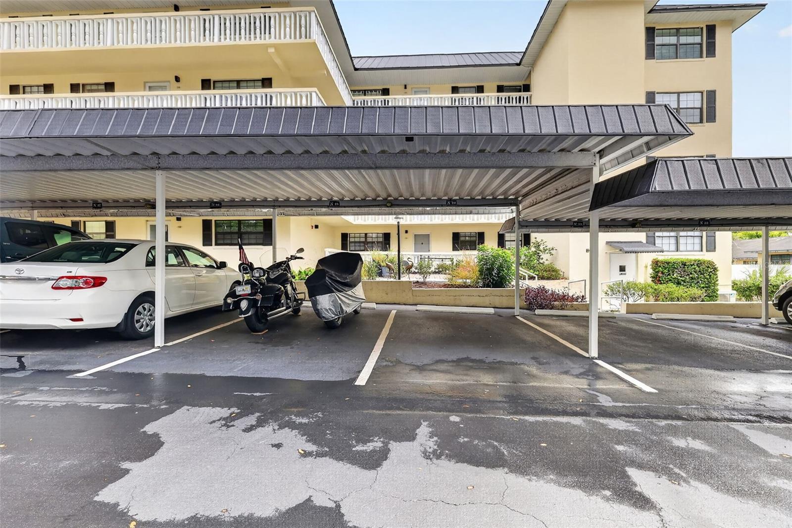 101 N GRANDVIEW STREET, #111, Mount Dora, FL 32757