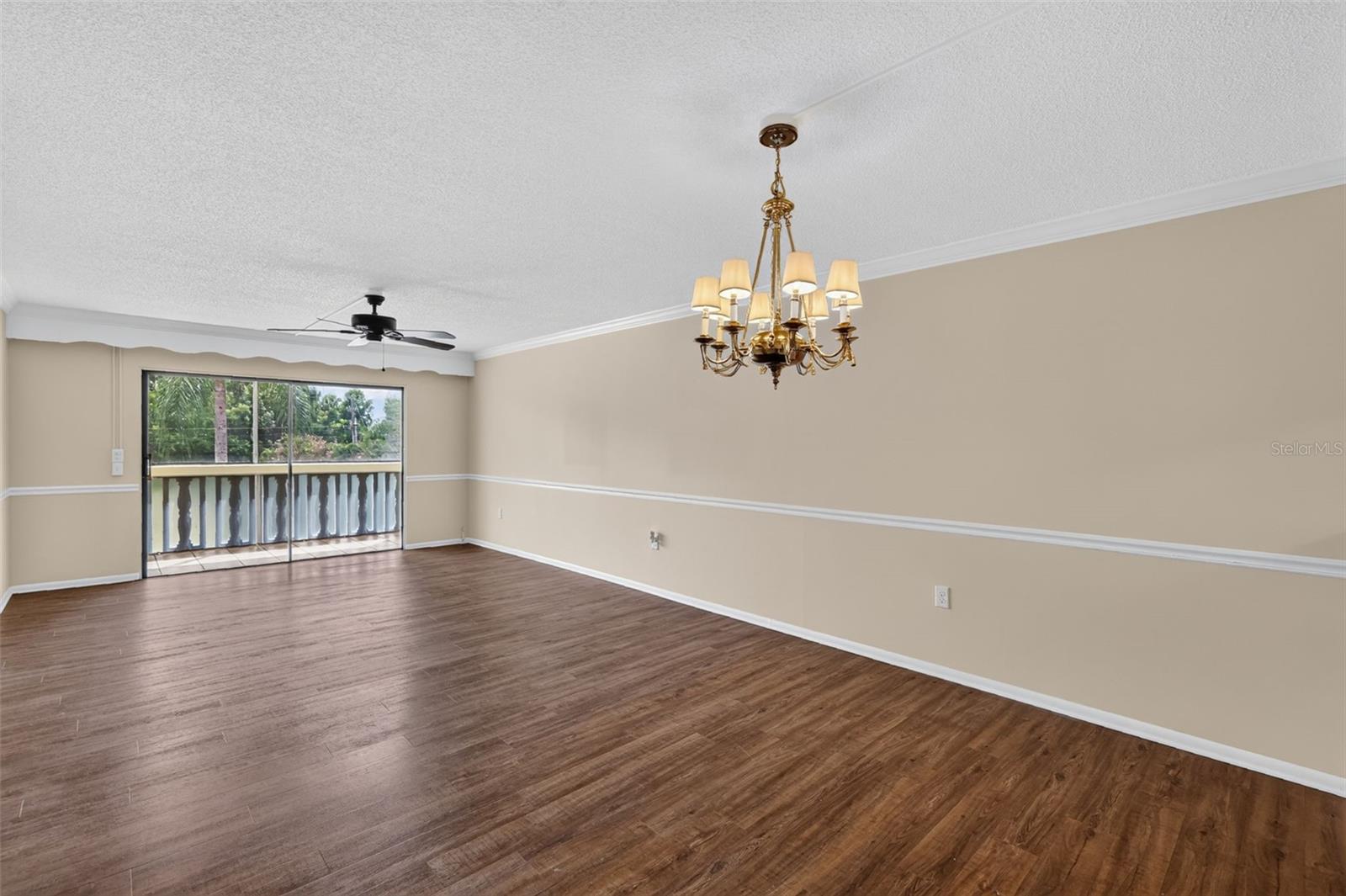 101 N GRANDVIEW STREET, #111, Mount Dora, FL 32757