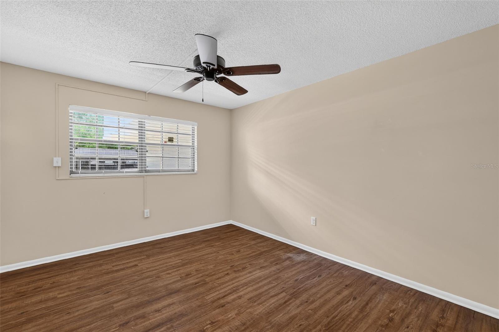 101 N GRANDVIEW STREET, #111, Mount Dora, FL 32757