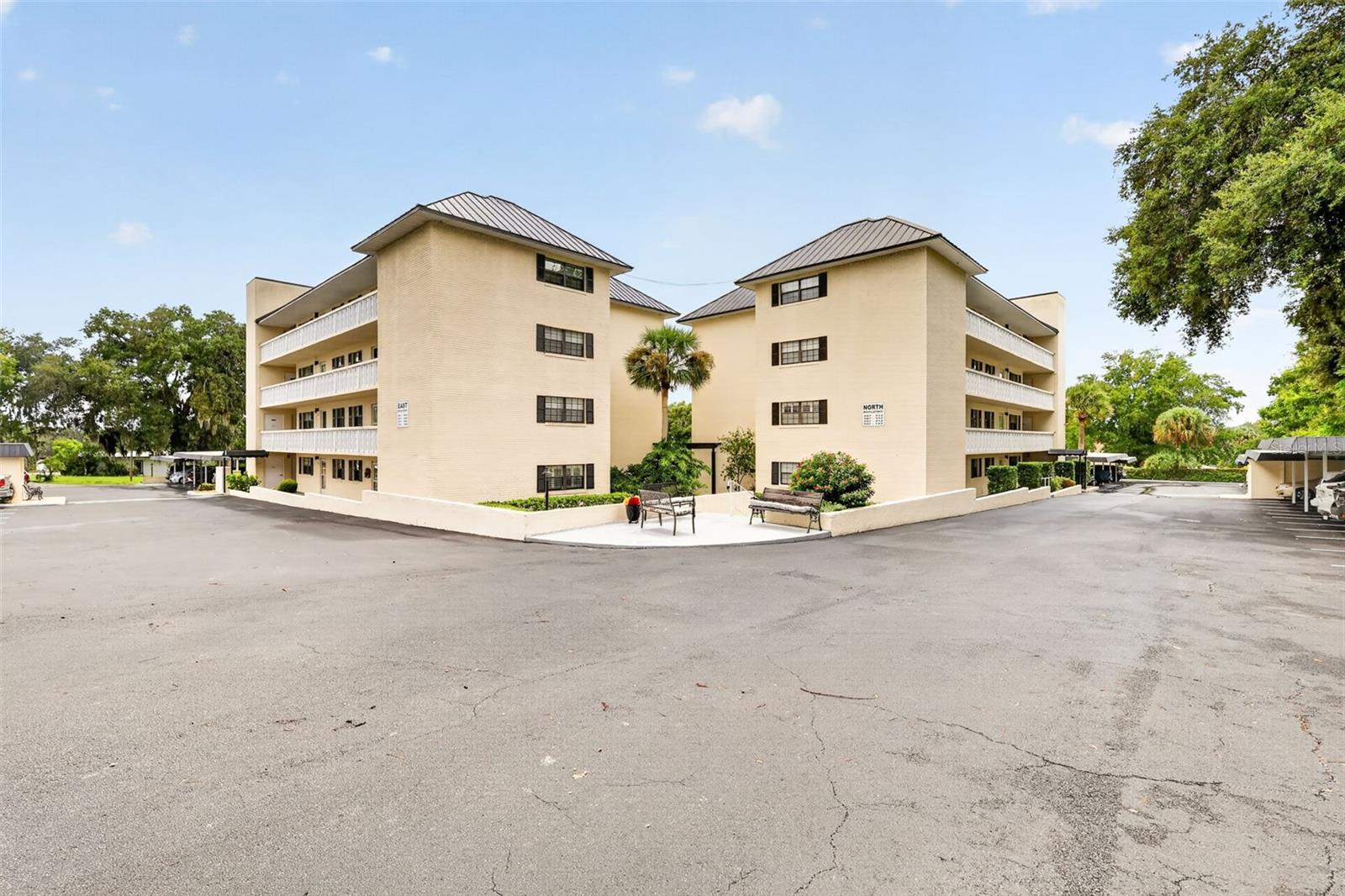 101 N GRANDVIEW STREET, #111, Mount Dora, FL 32757