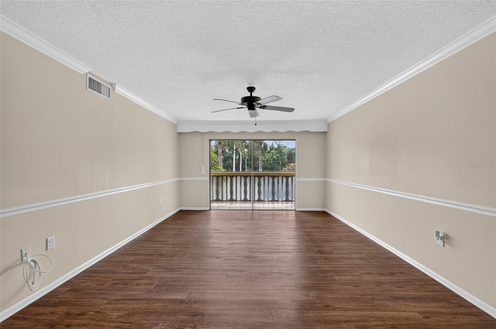 101 N GRANDVIEW STREET, #111, Mount Dora, FL 32757