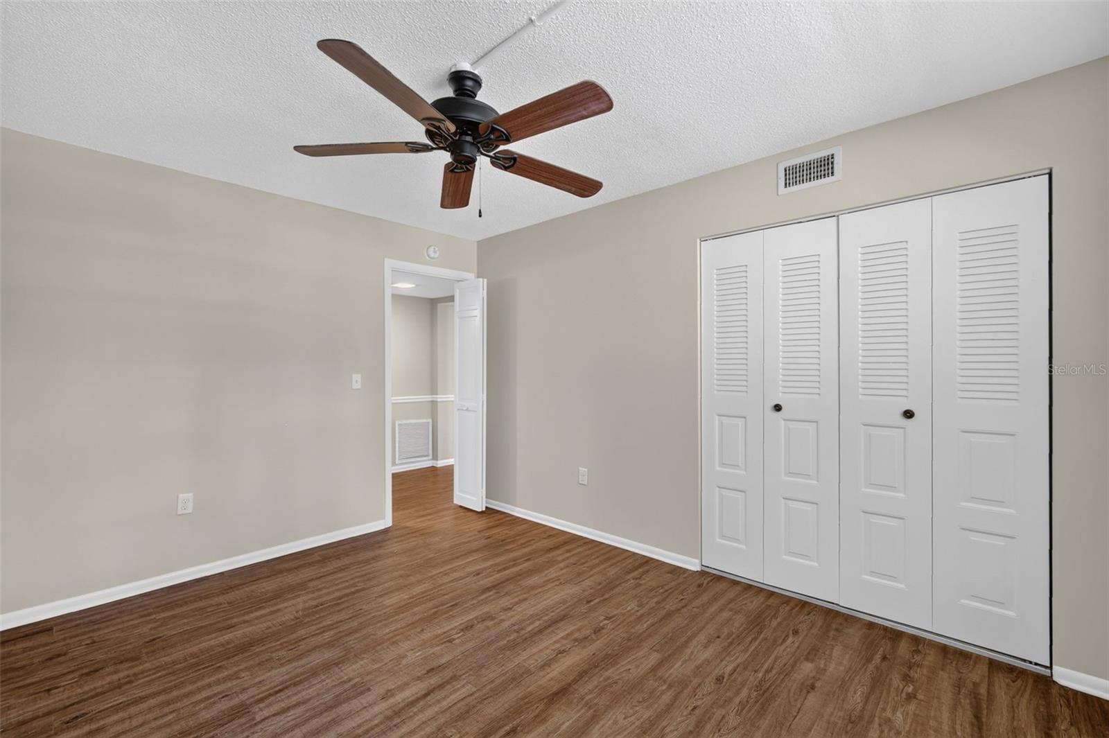 101 N GRANDVIEW STREET, #111, Mount Dora, FL 32757