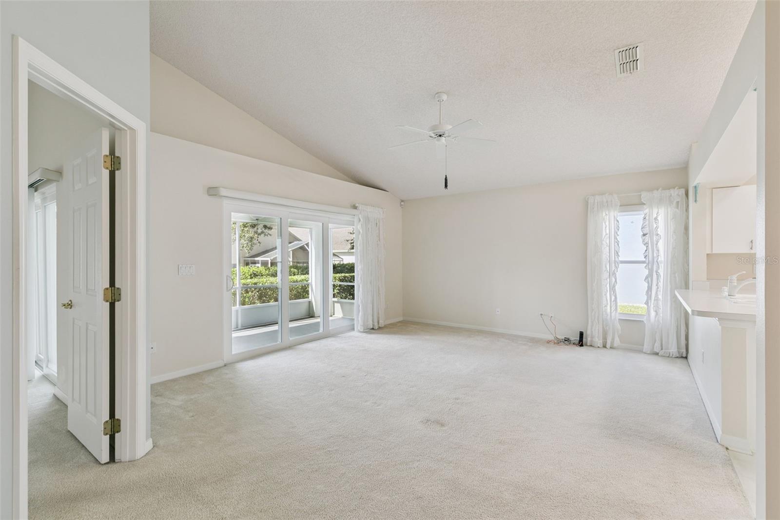3777 EVERSHOLT STREET, Clermont, FL 34711