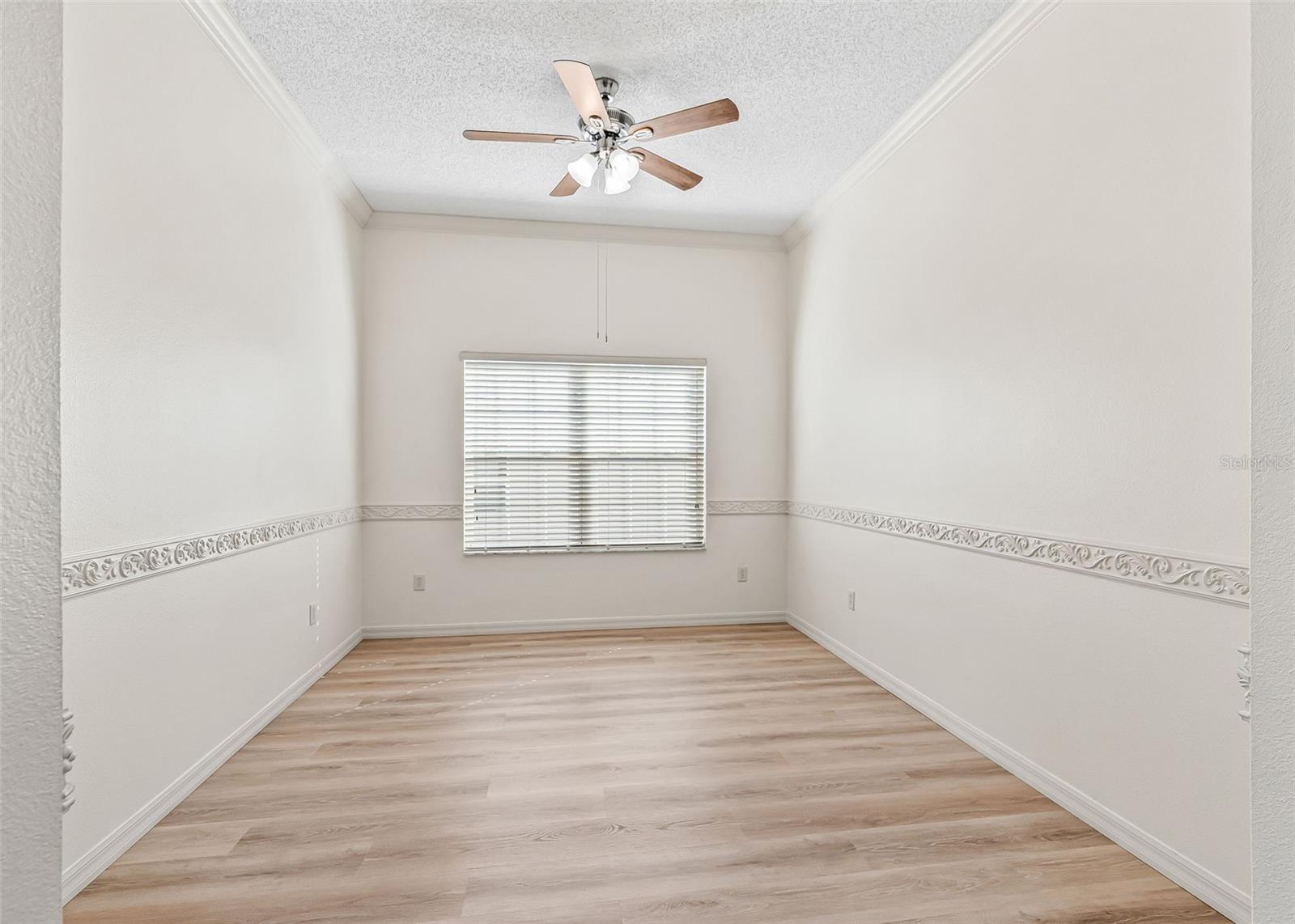 Bonus Room 14' x 10'