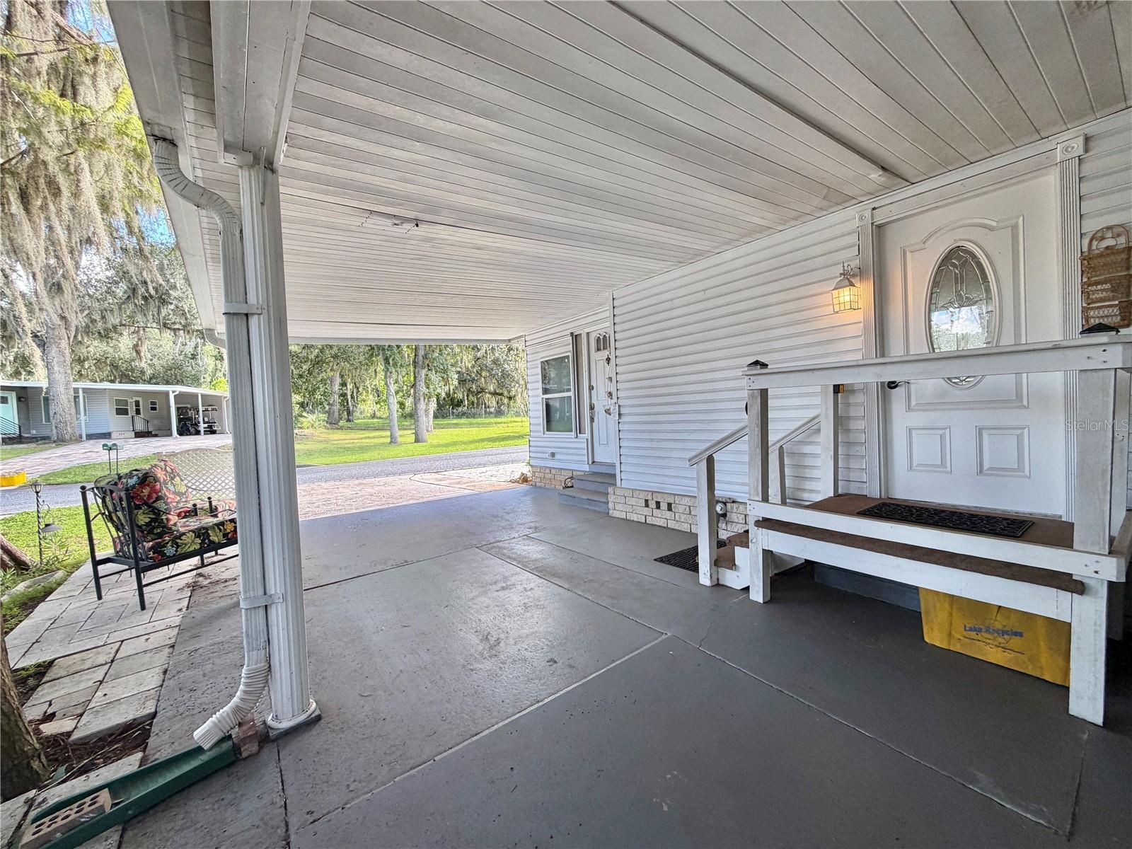 107 ROYAL PALM DRIVE, Leesburg, FL 34748