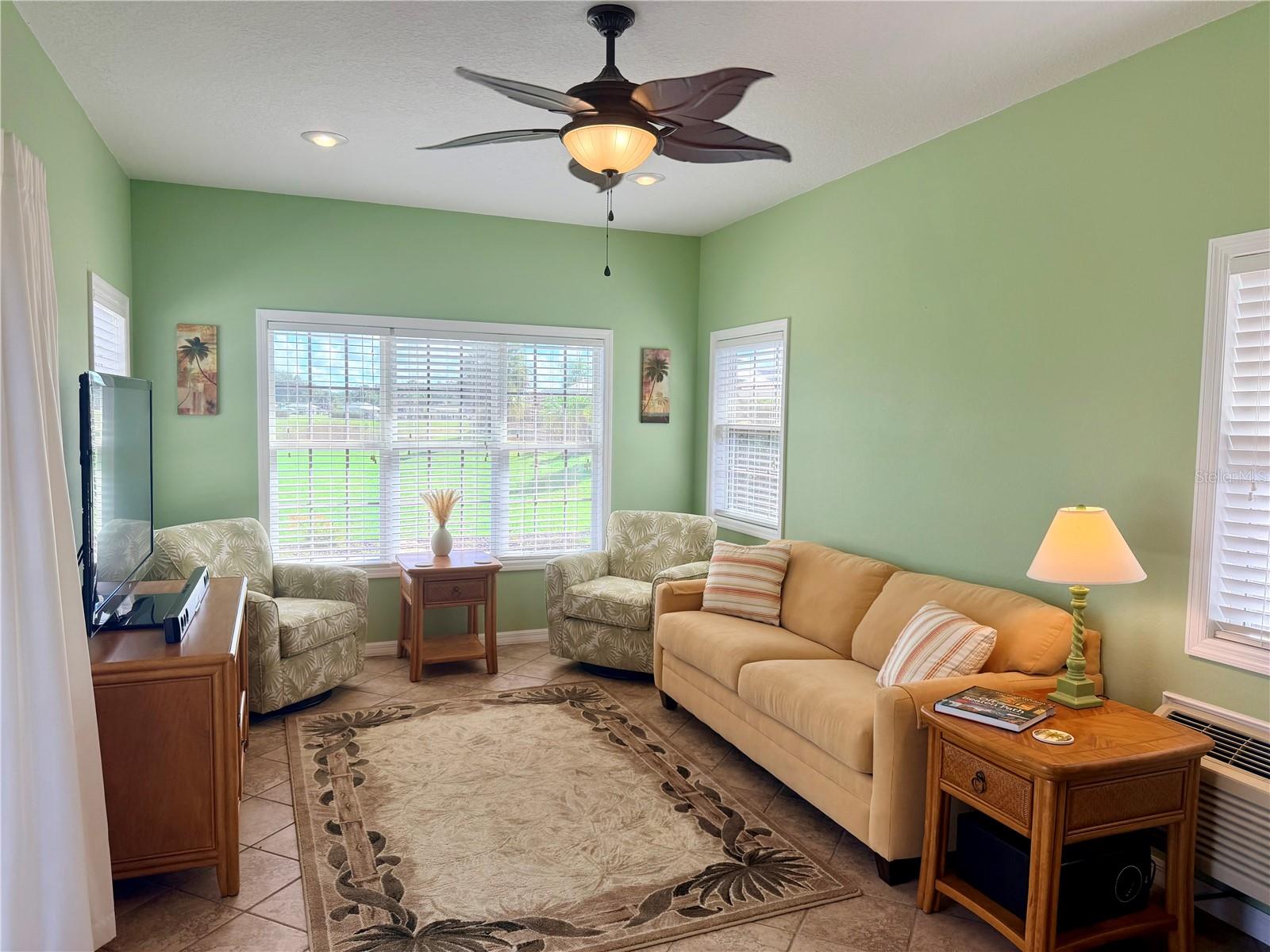4692 SE 94TH AVENUE, Webster, FL 33597