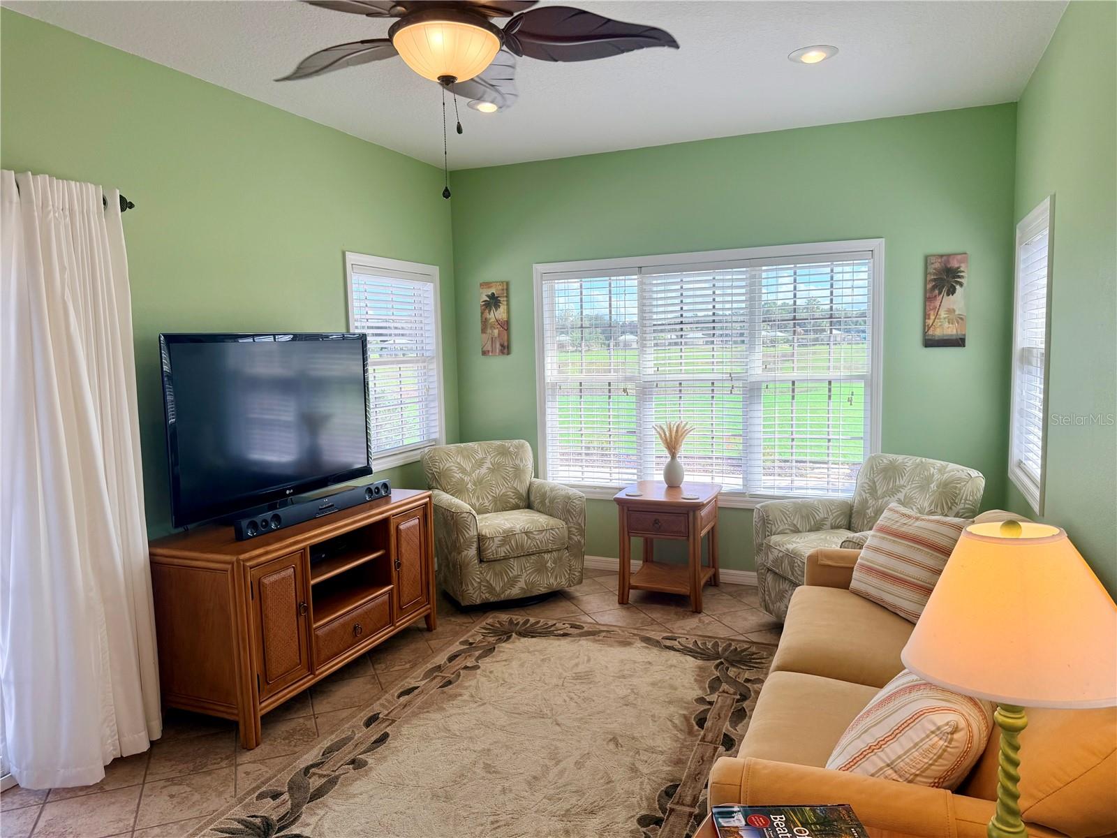 4692 SE 94TH AVENUE, Webster, FL 33597
