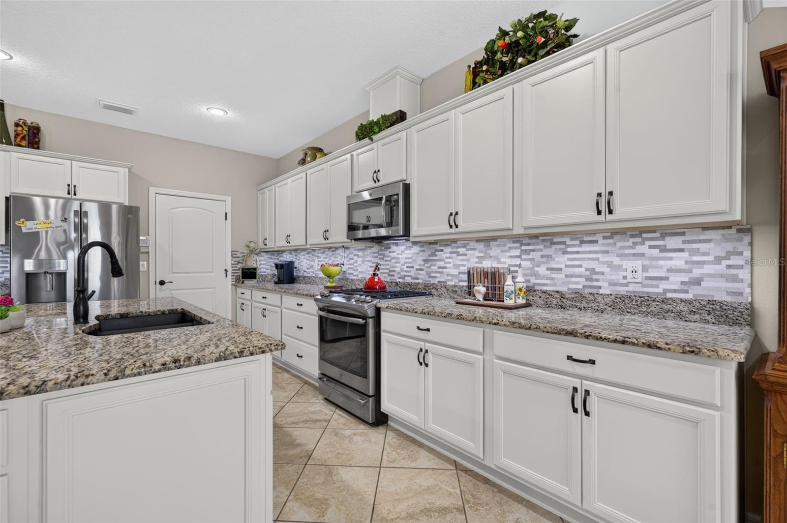 164 SILVER MAPLE ROAD, Groveland, FL 34736