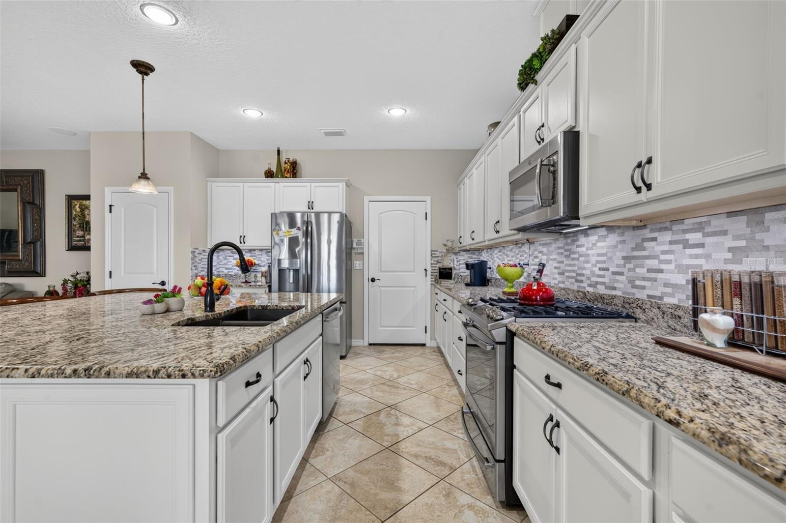 164 SILVER MAPLE ROAD, Groveland, FL 34736