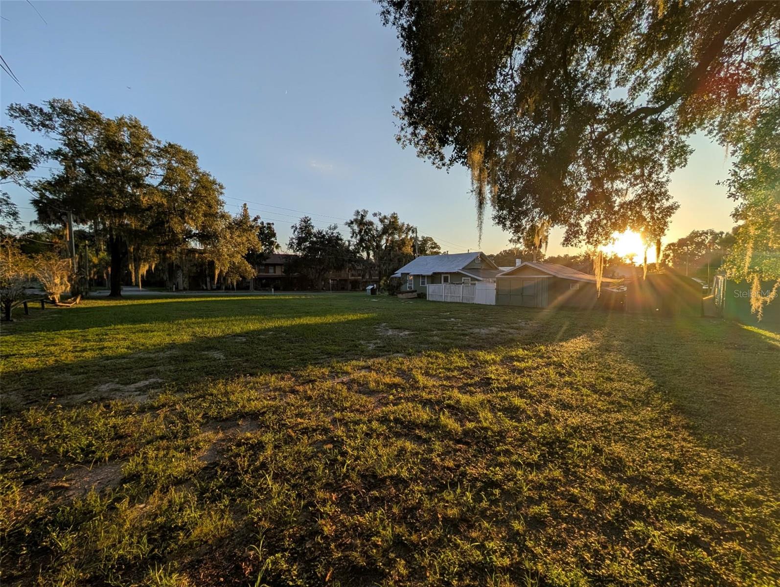 731 LIBERTY AVENUE, Mount Dora, FL 32757