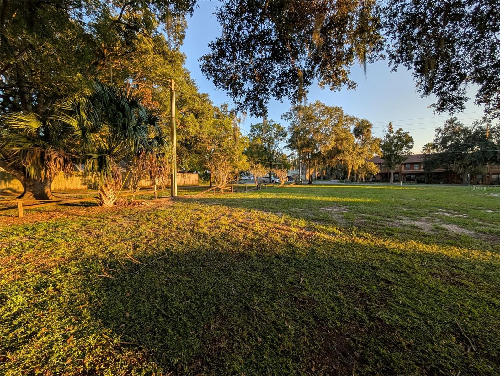 731 LIBERTY AVENUE, Mount Dora, FL 32757