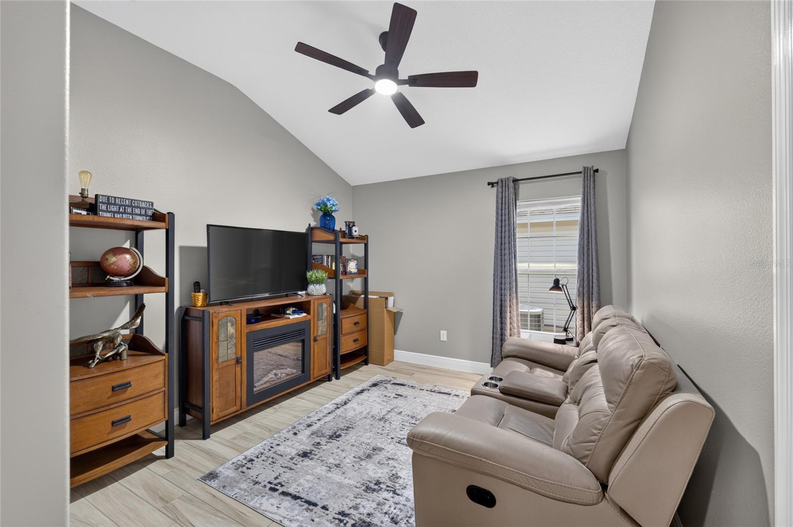 800 COLEMAN DRIVE, The Villages, FL 32163