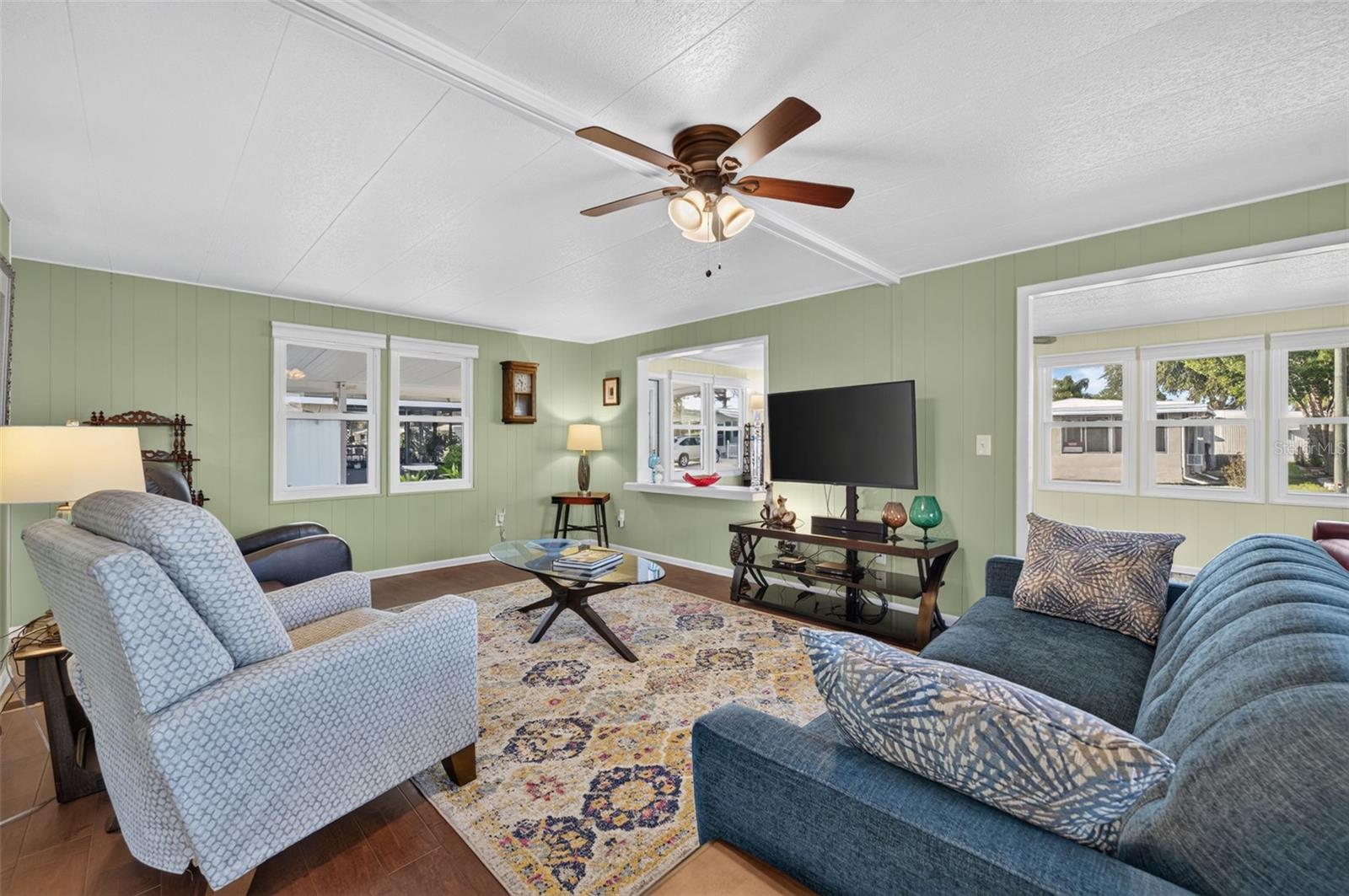 222 PARADISE S, Leesburg, FL 34788