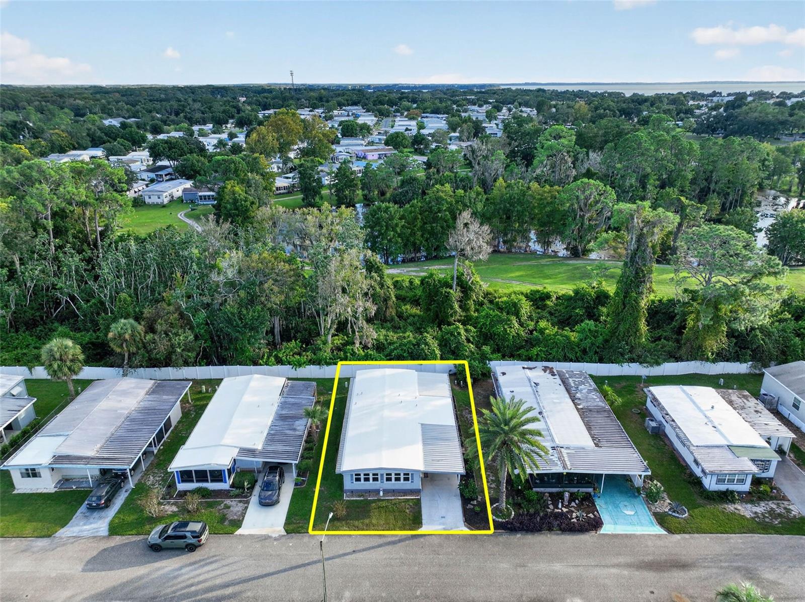 222 PARADISE S, Leesburg, FL 34788