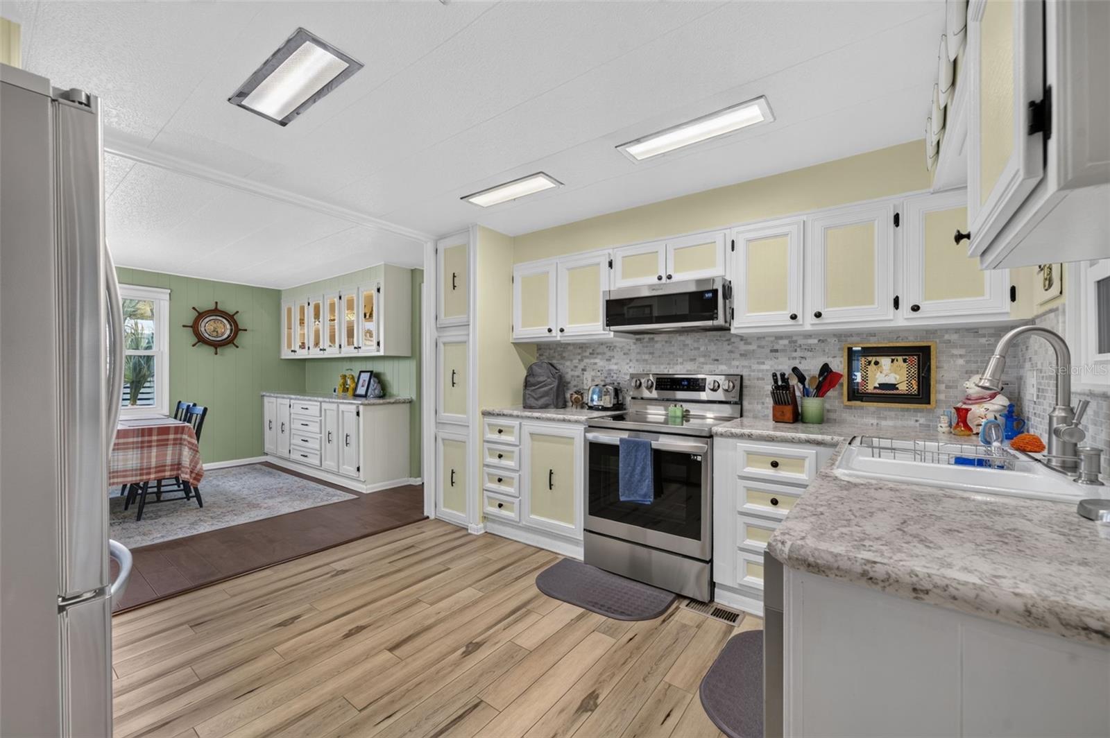 222 PARADISE S, Leesburg, FL 34788