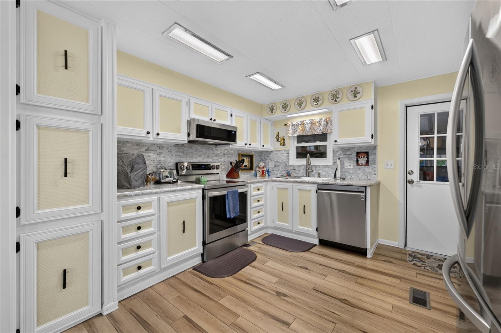 222 PARADISE S, Leesburg, FL 34788