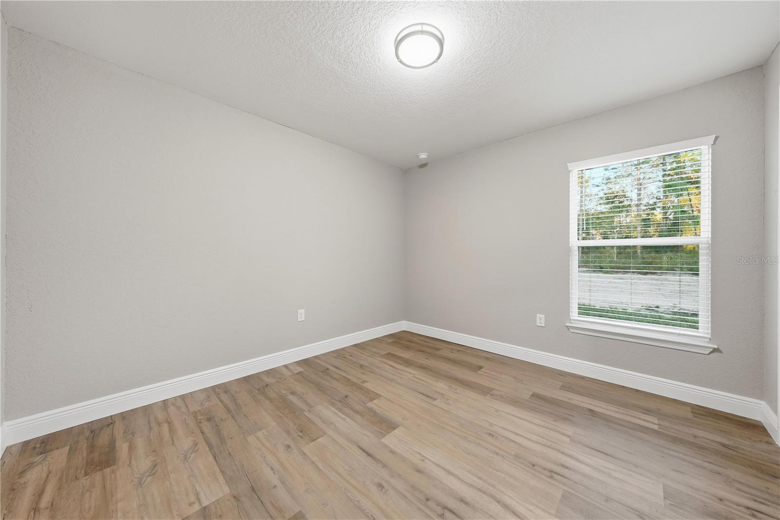 24891 NW FALCON AVENUE, Dunnellon, FL 34431
