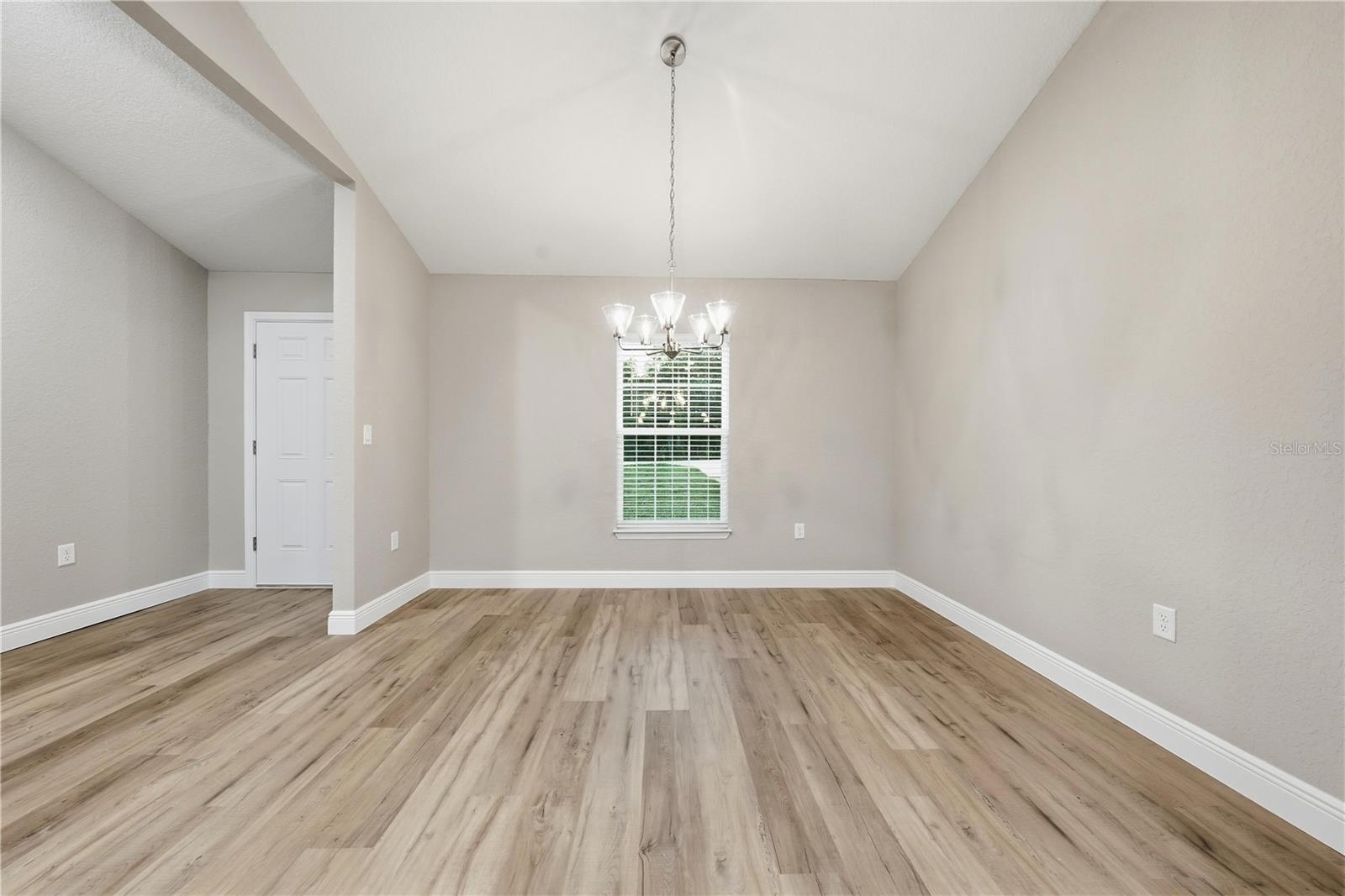 24891 NW FALCON AVENUE, Dunnellon, FL 34431