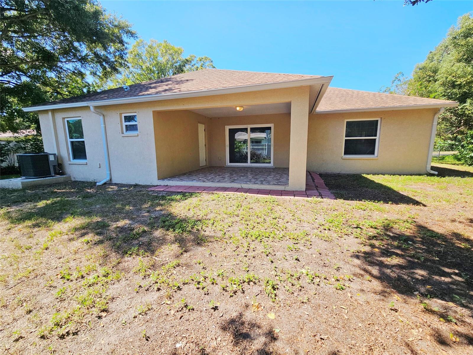 12141 137TH STREET N, Largo, FL 33774