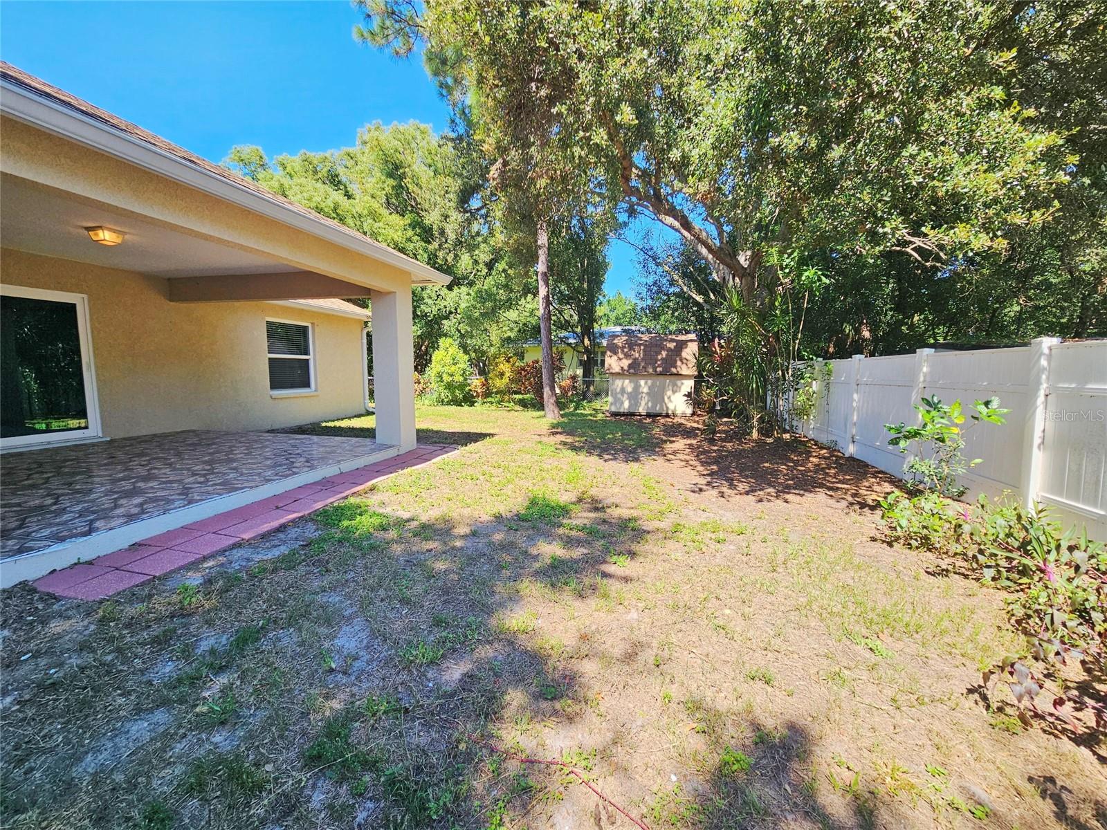 12141 137TH STREET N, Largo, FL 33774