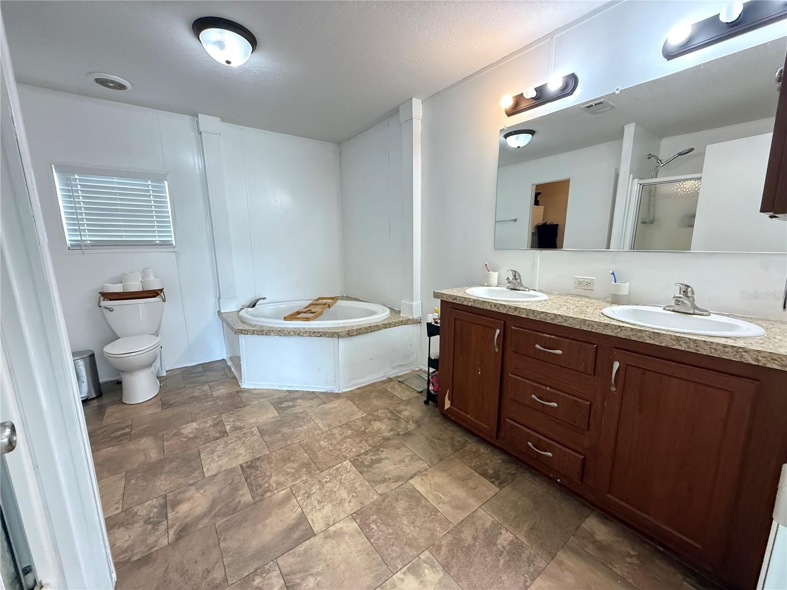 23667 81ST ROAD, O'brien, FL 32071
