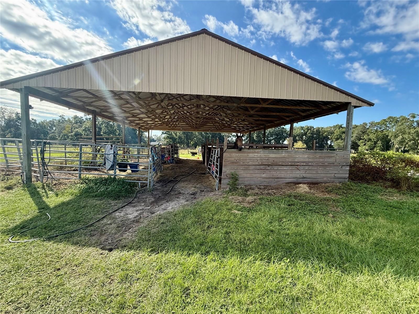 23667 81ST ROAD, O'brien, FL 32071
