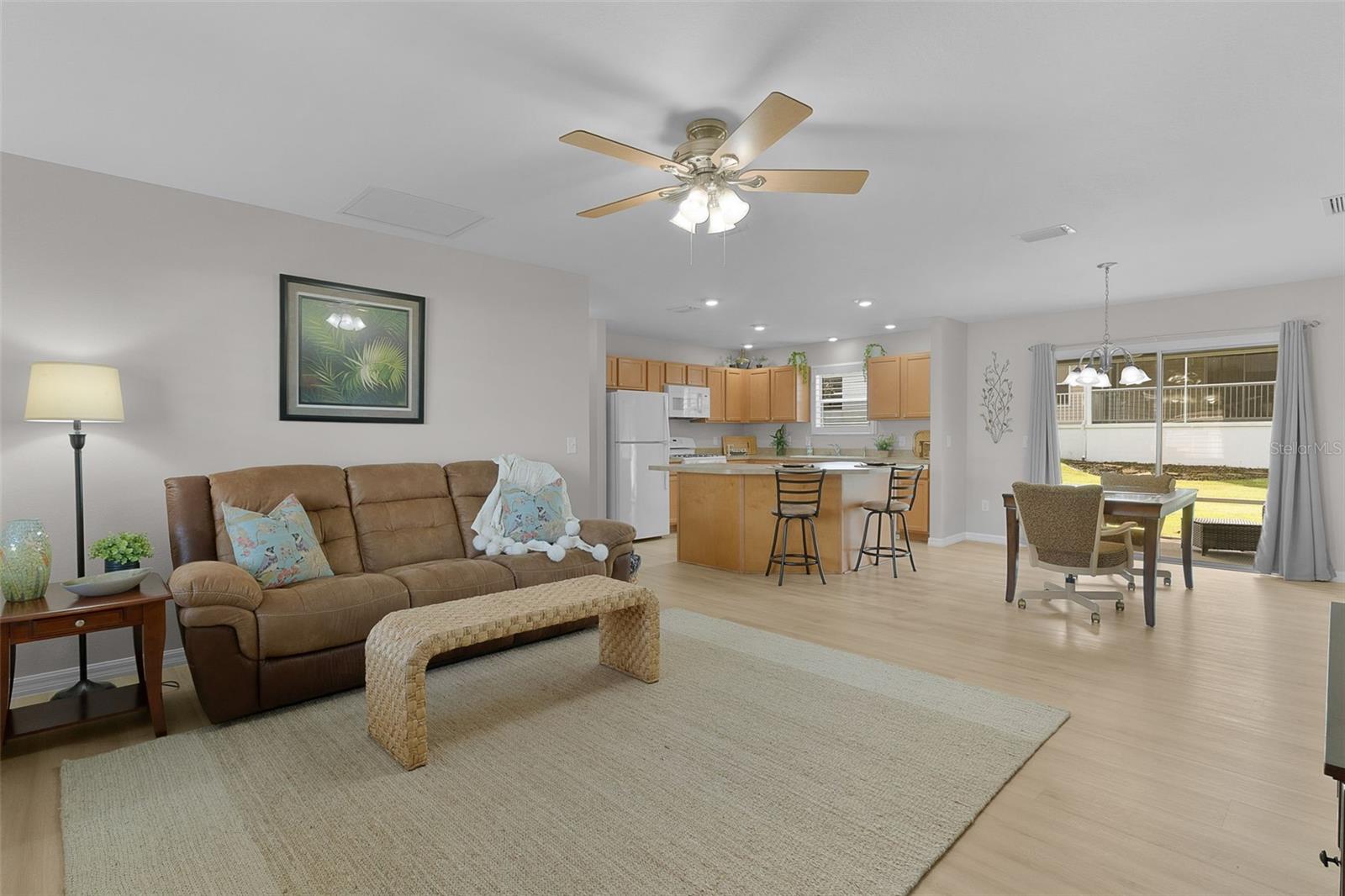 280 KNOLL PLACE, The Villages, FL 32162 280 KNOLL PLACE, The Villages, FL 32162