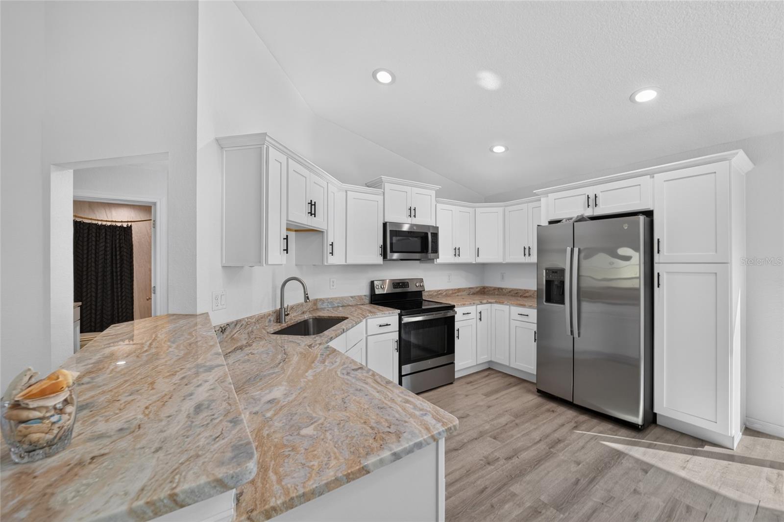 23330 SW MARINE BOULEVARD, Dunnellon, FL 34431