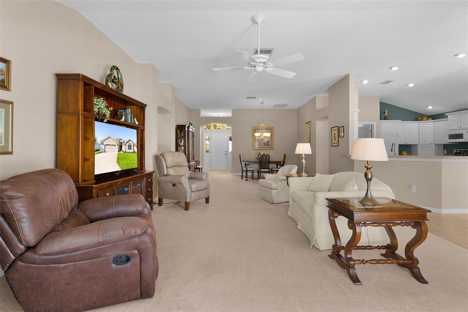 2908 MANOR DOWNS, The Villages, FL 32162