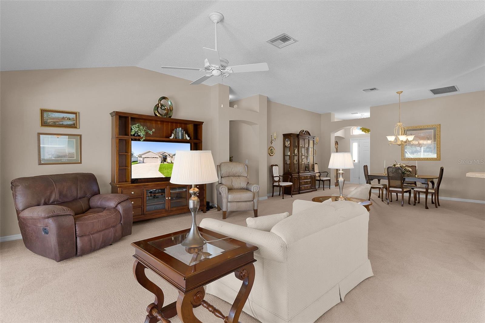2908 MANOR DOWNS, The Villages, FL 32162