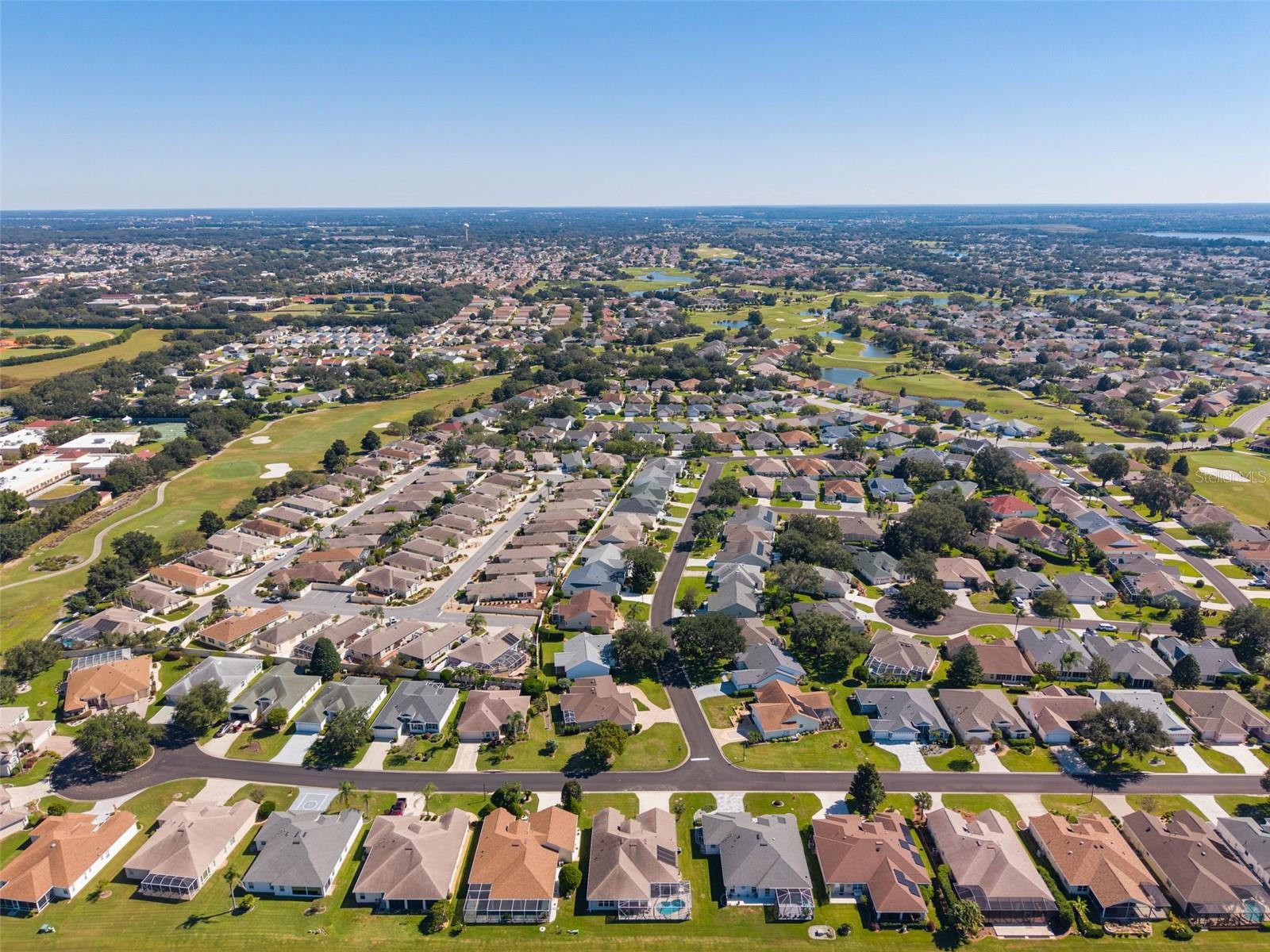 2908 MANOR DOWNS, The Villages, FL 32162
