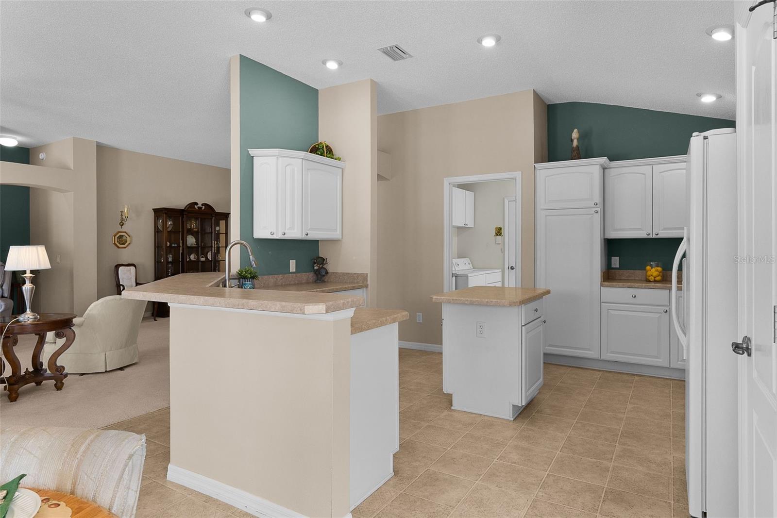 2908 MANOR DOWNS, The Villages, FL 32162