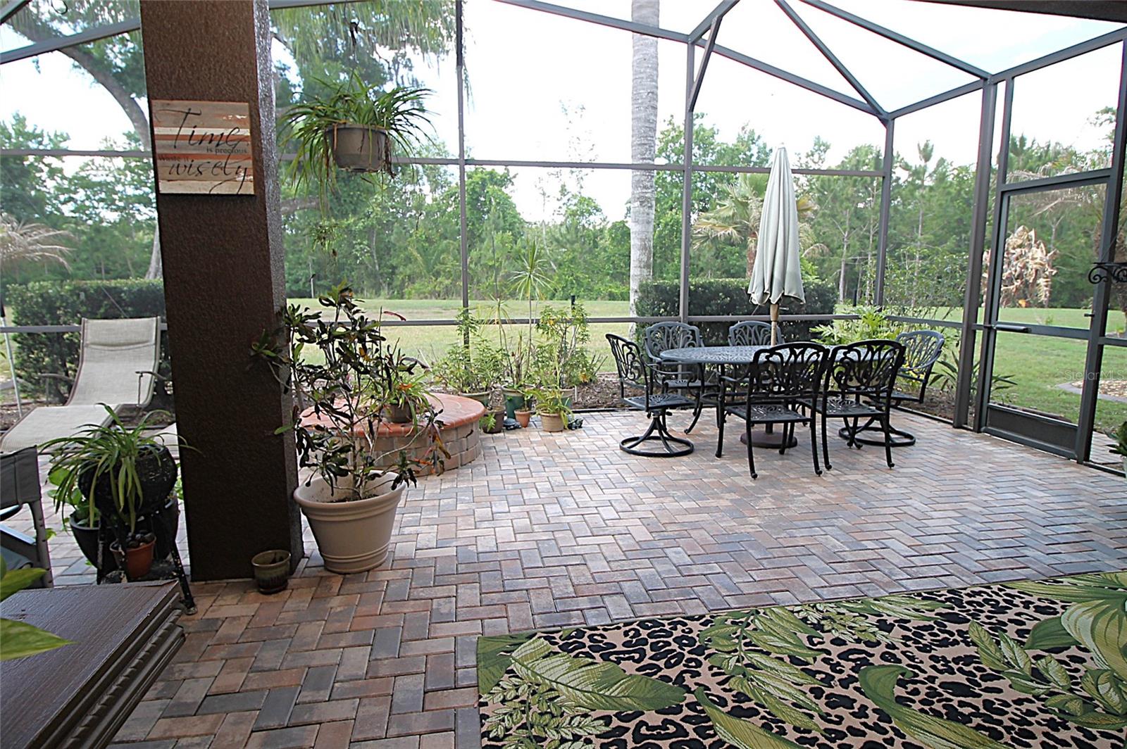 516 LAGO LOOP, Davenport, FL 33837