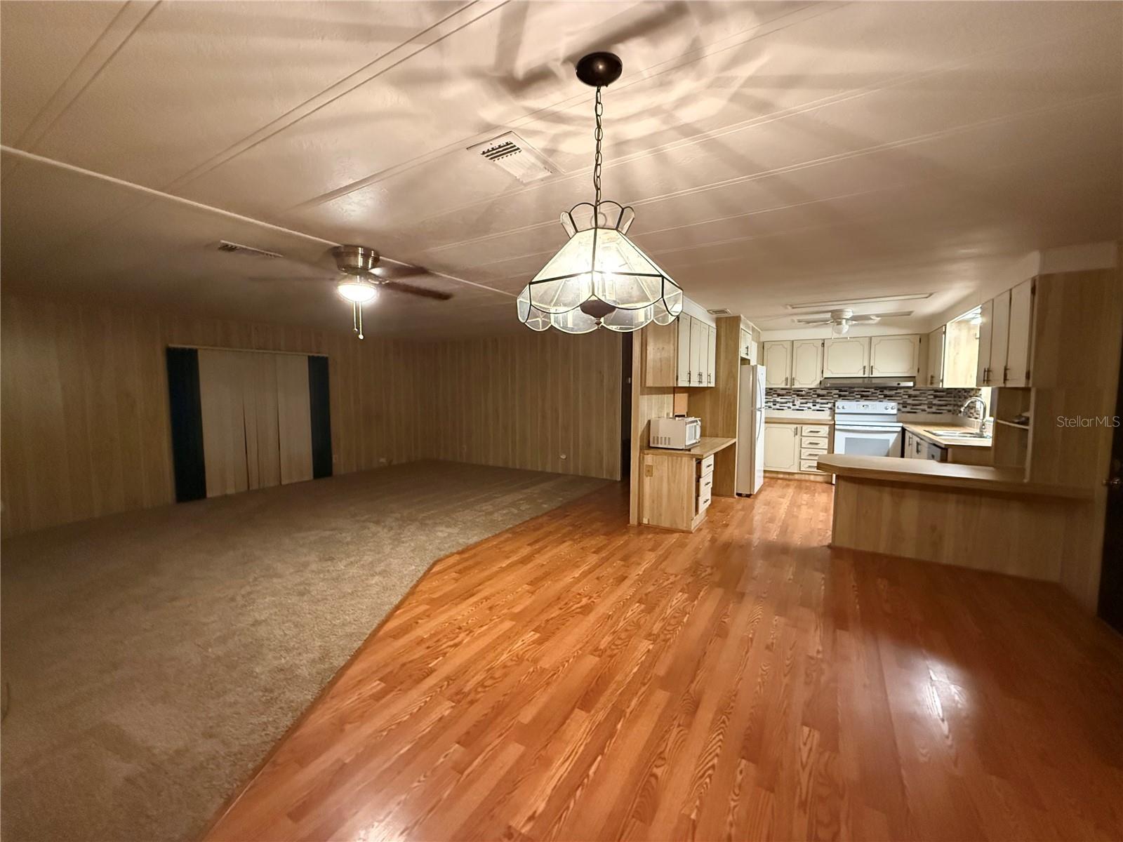 42 ROBIN ROAD, Wildwood, FL 34785 42 ROBIN ROAD, Wildwood, FL 34785