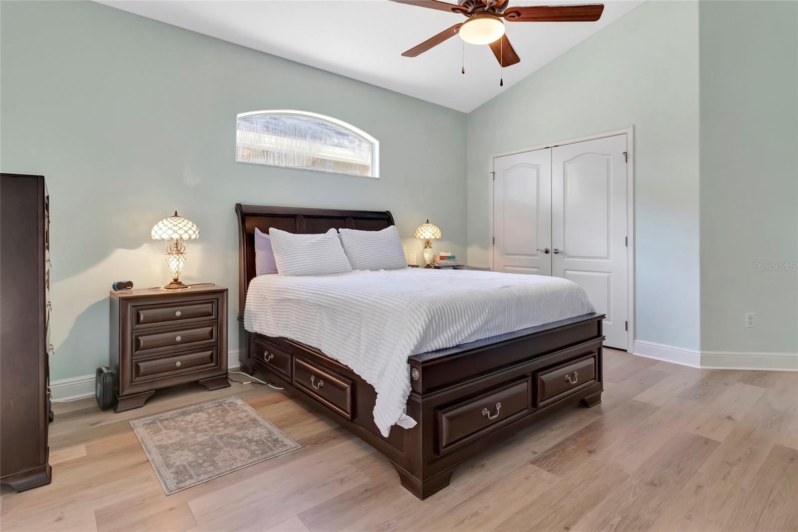 Primary suite