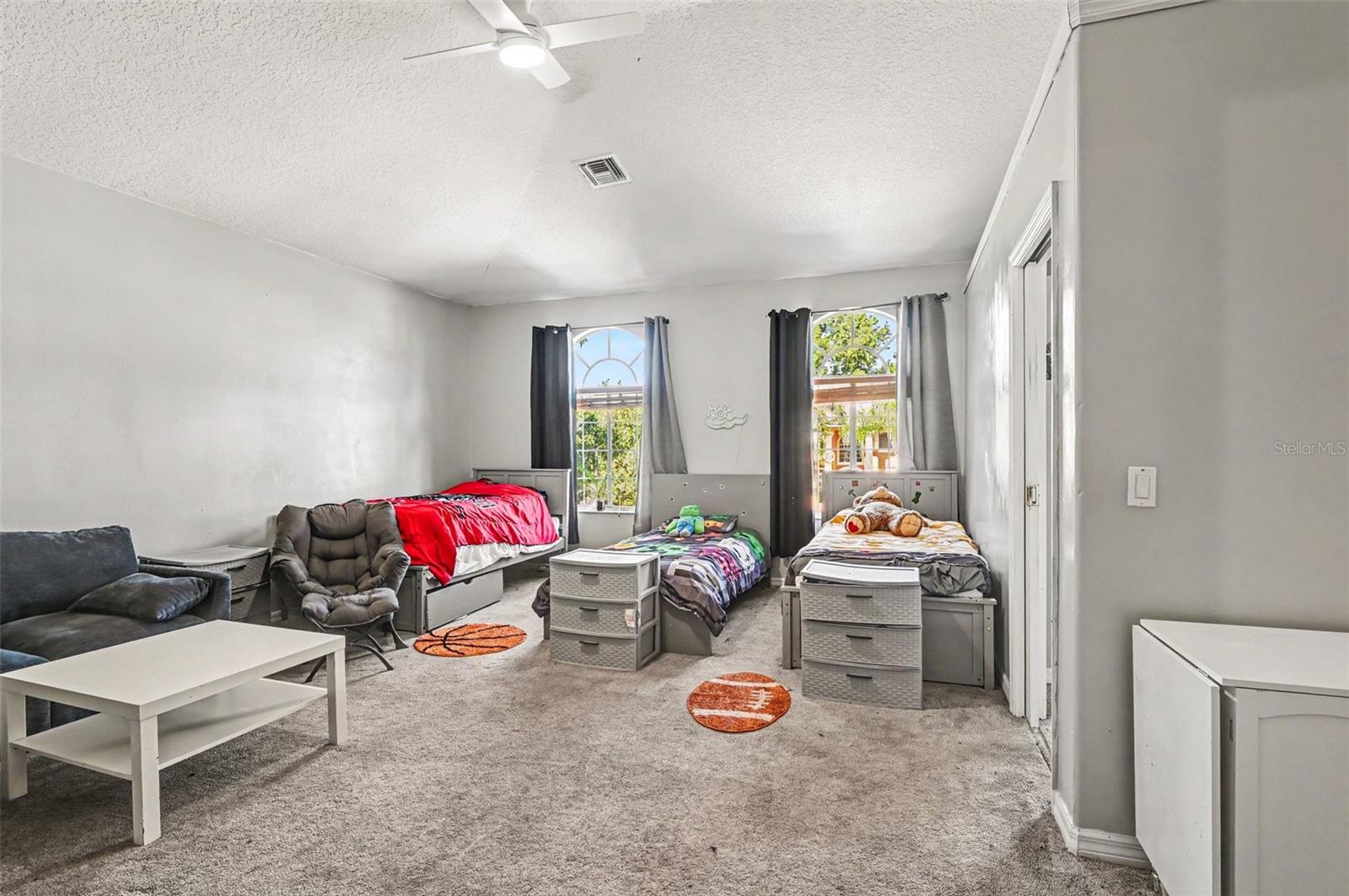 1325 TALL MAPLE LOOP, Oviedo, FL 32765
