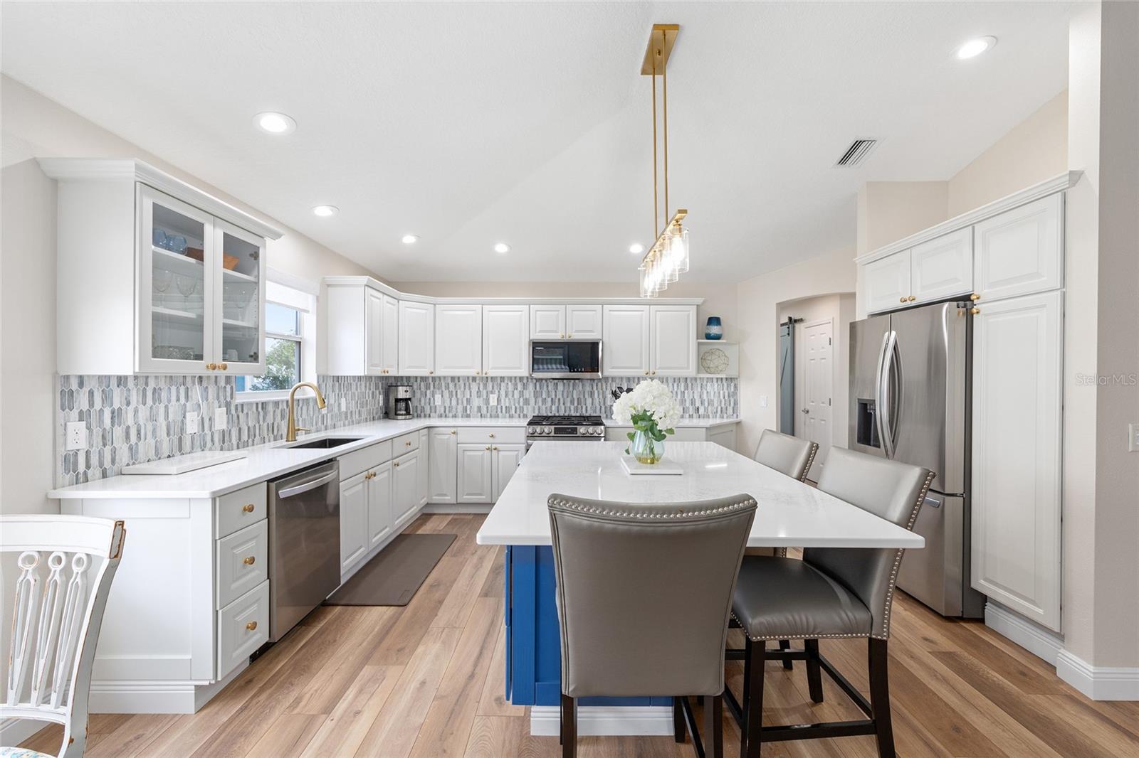 1874 MOUNT PLEASANT TERRACE, The Villages, FL 32162 1874 MOUNT PLEASANT TERRACE, The Villages, FL 32162