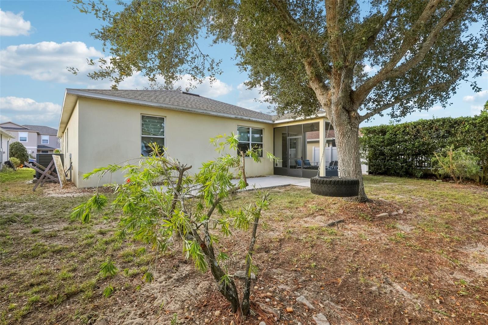 1689 STRATHMORE CIRCLE, Mount Dora, FL 32757