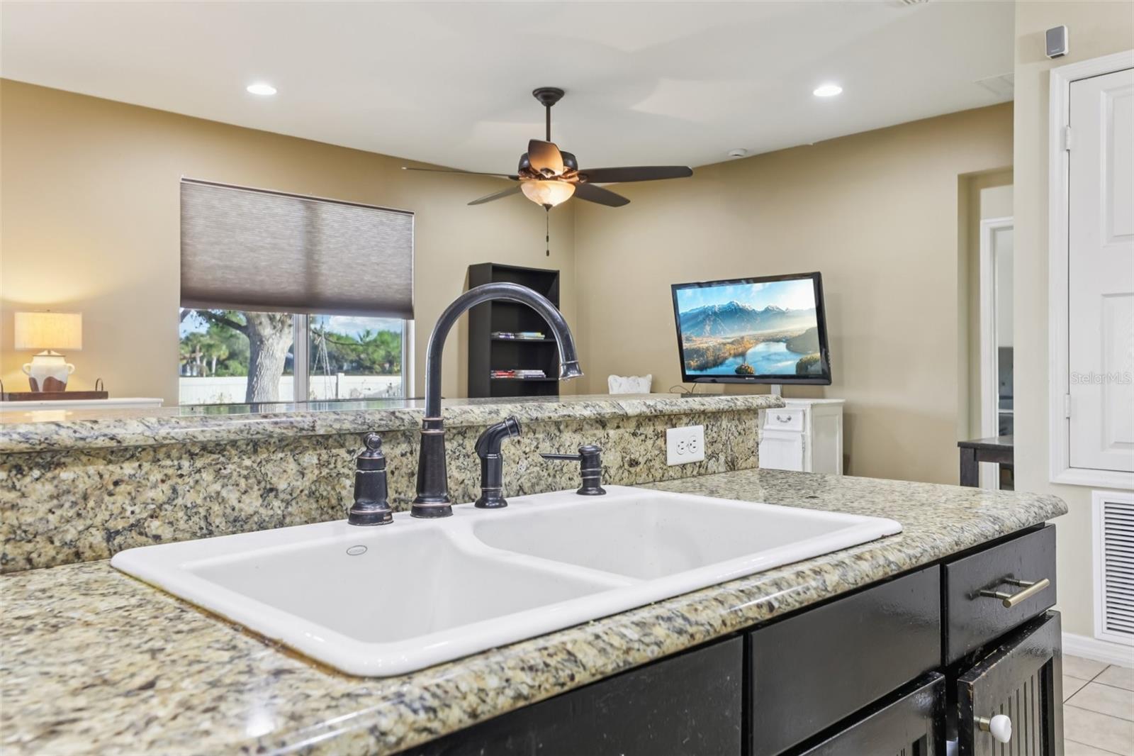 1689 STRATHMORE CIRCLE, Mount Dora, FL 32757 1689 STRATHMORE CIRCLE, Mount Dora, FL 32757