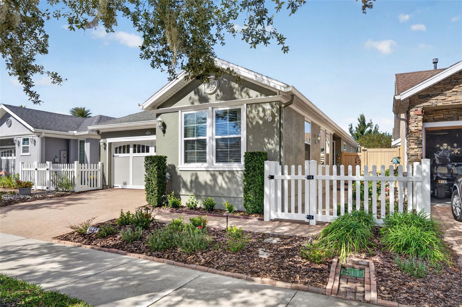 75 BAYOU BEND ROAD, Groveland, FL 34736