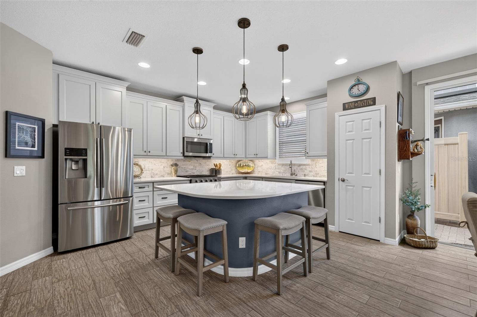 75 BAYOU BEND ROAD, Groveland, FL 34736